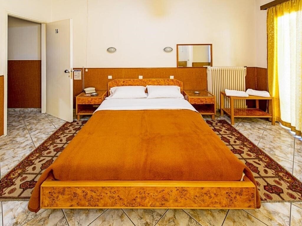 Фото Aegli Hotel 2*