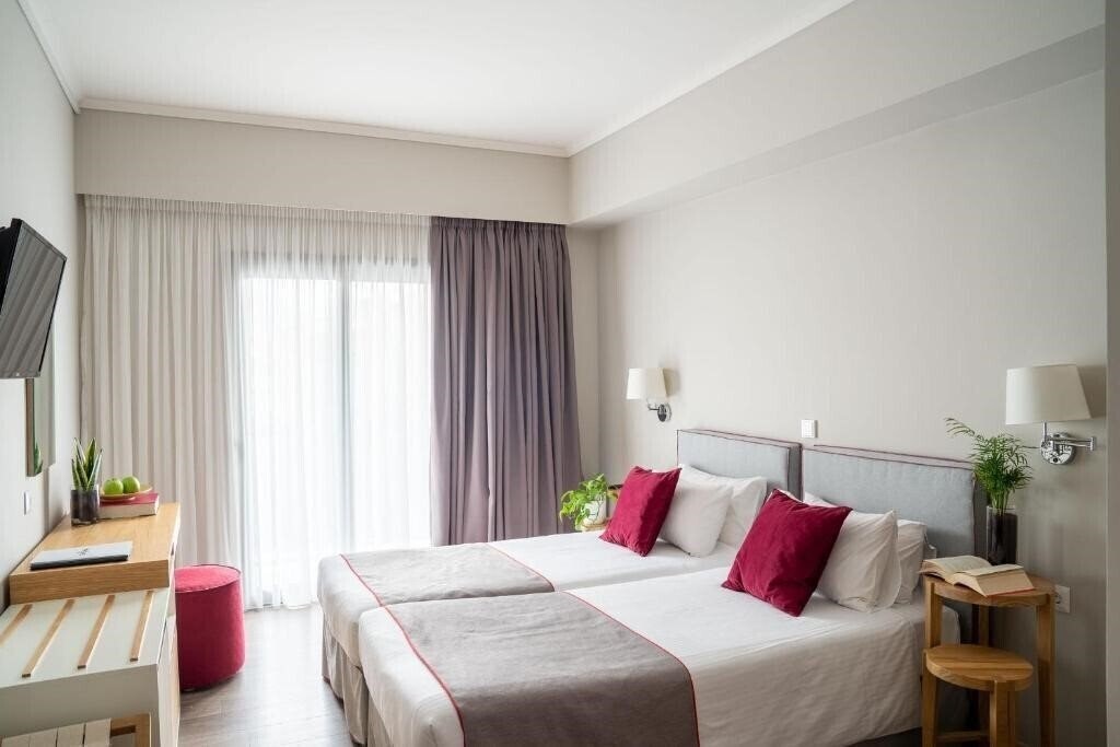 Фотография Chroma Fashion Rooms & Apartments 3*