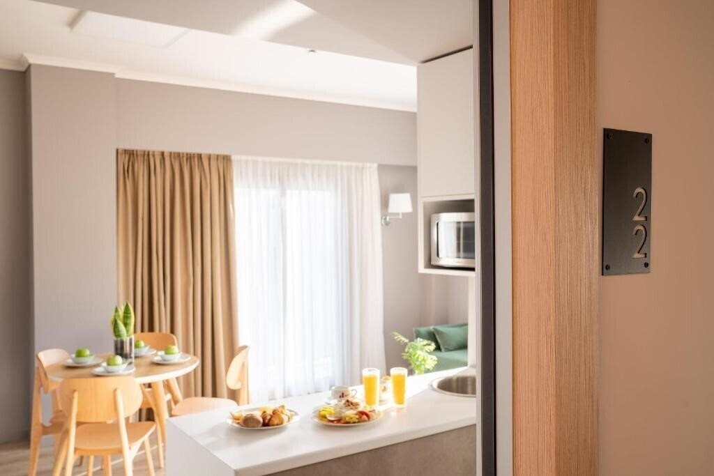 Картинка Chroma Fashion Rooms & Apartments 3*
