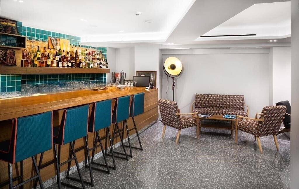 Фотографія 360 Pop Art Hotel 3*