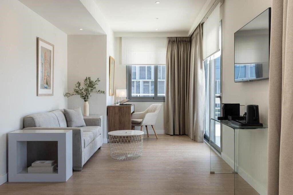 Зображення Gallery Port Tower Piraeus Hotel 5*