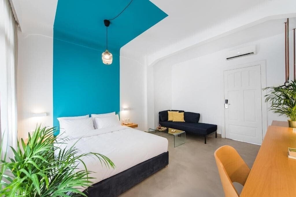 Фото Monk Monastiraki Suites 4*