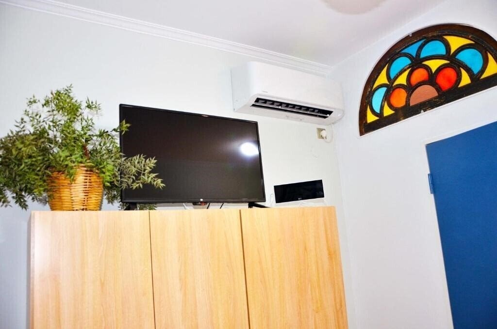 Фотография Mias Flat In Ermou, Historical Center of Athens 4*