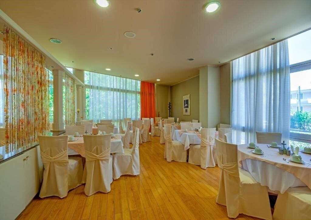 Фото The Park Hotel 3*