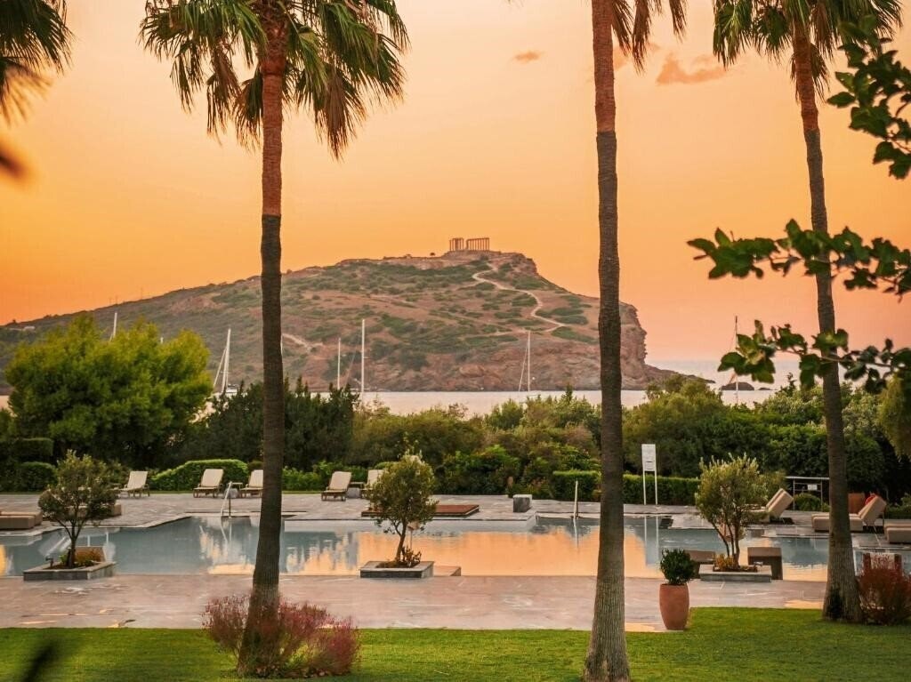 Отель Grecotel Cape Sounio 5*