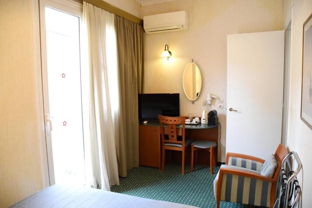 Изображение Adrian Hotel 3*