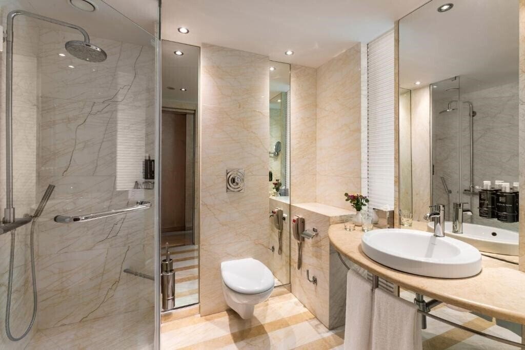 Картинка Melia Athens 4*
