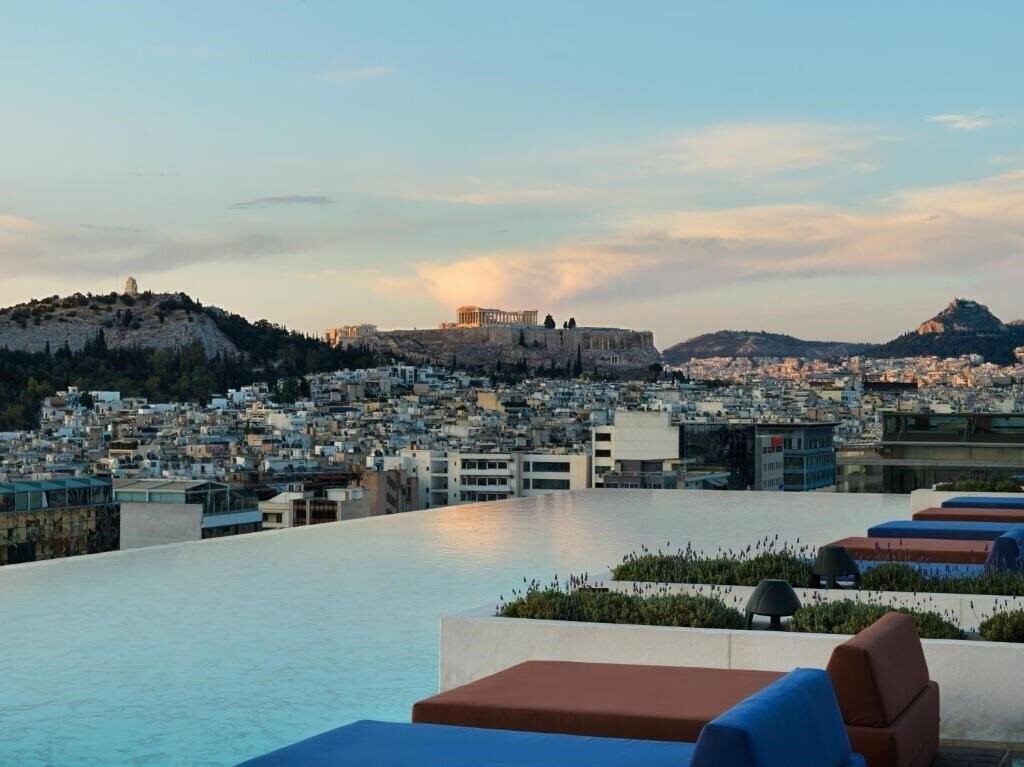 Готель Athens Ledra Marriott Hotel 5*