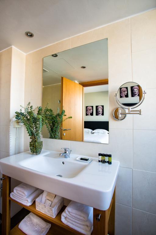 Картинка The Athens Gate Hotel 4*