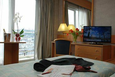 Отель Astor Athens 4*