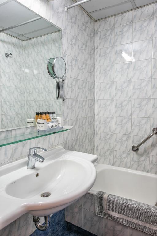 Готель Athens Cypria 3*