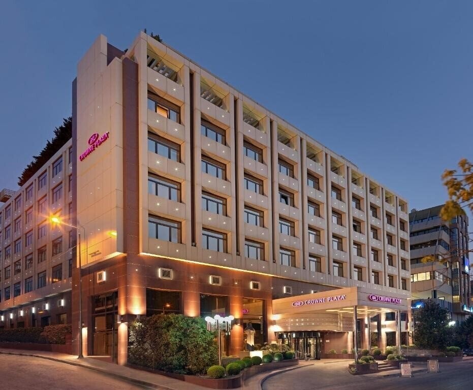 Готель Crown Plaza 5*