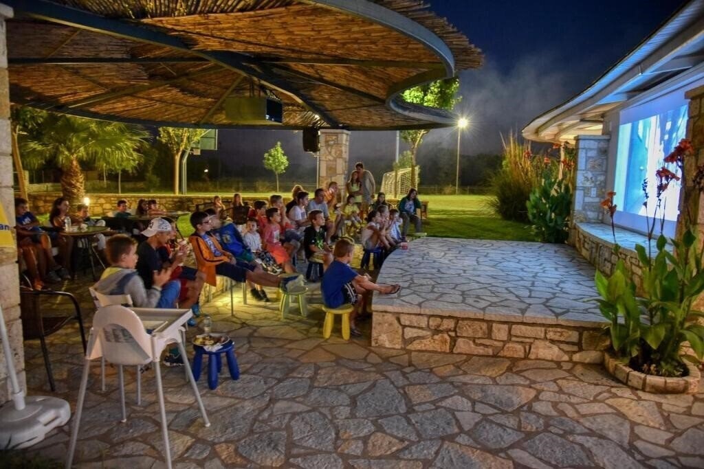 Фотография Perdika Resort 3*