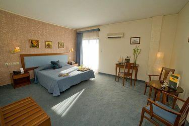 Зображення Four Seasons 3*