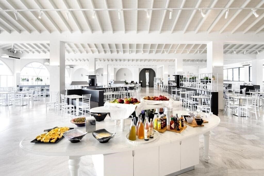 Фотография Akrathos Hotel 4*