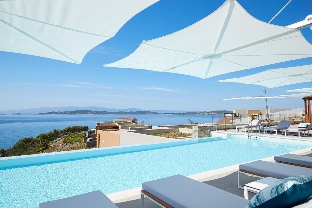 Отель Eagles Villas 5*