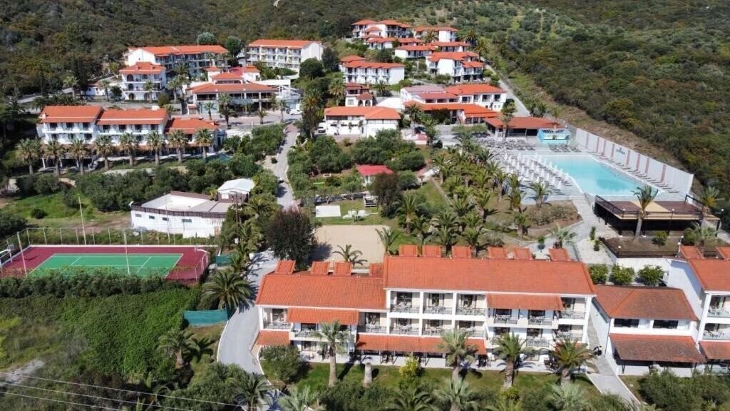 Готель Aristoteles Holiday Resort & SPA Ouranoupolis (ex. Aristoteles Holiday Resort) 4*