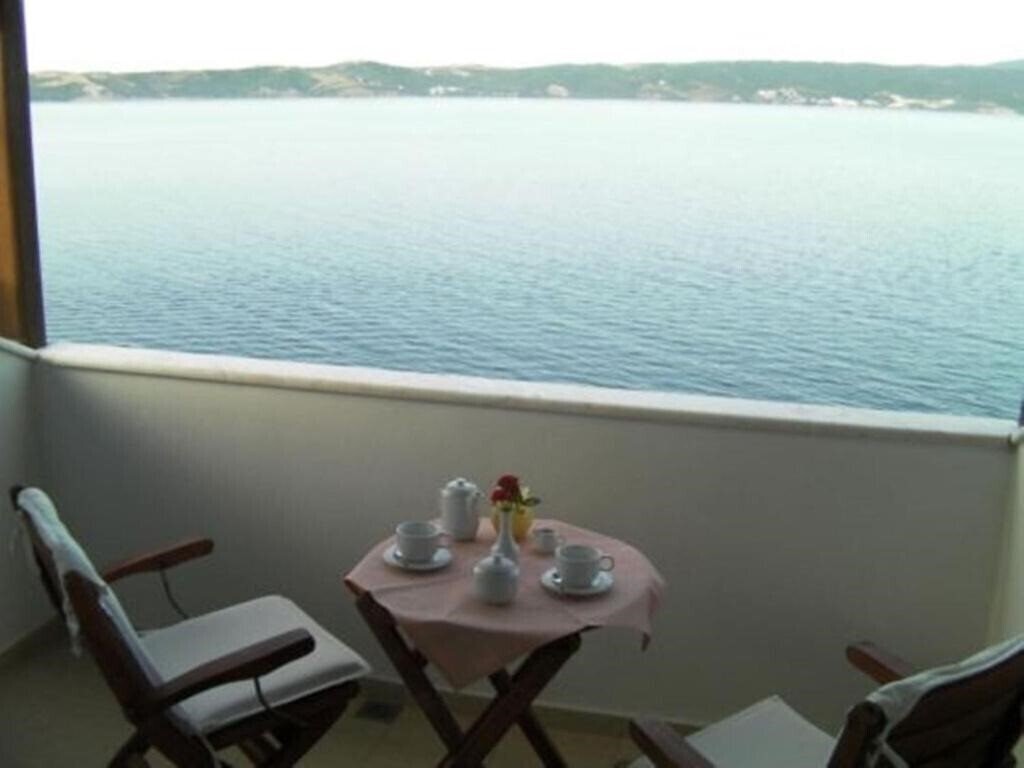 Готель Ammouliani Hotel 3*