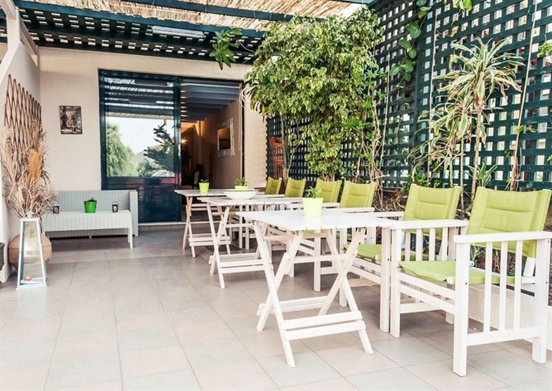 Фотографія Elounda Olive Garden Apts & Studios 3*