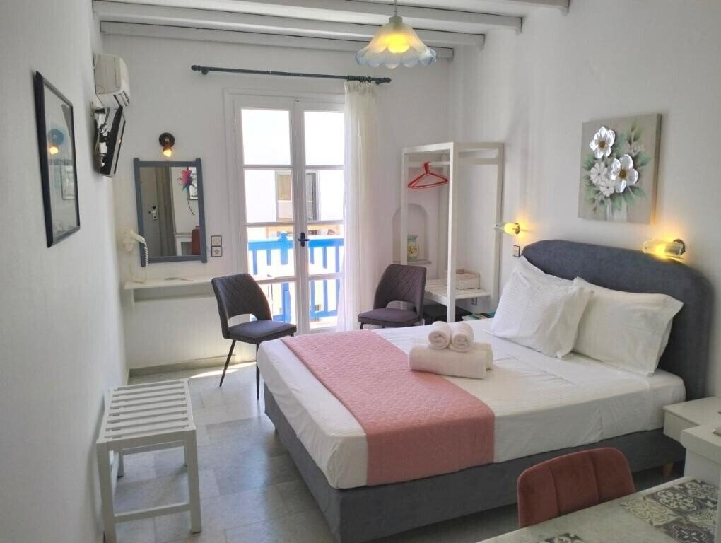 Отель Nostos Studios 3*