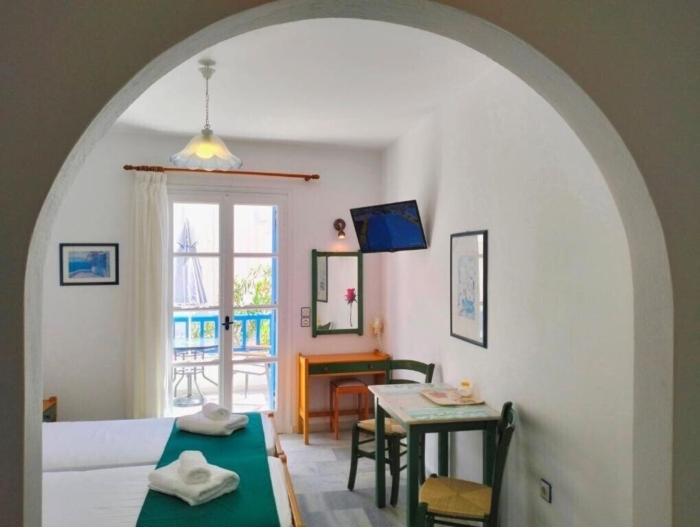 Фотография Nostos Studios 3*