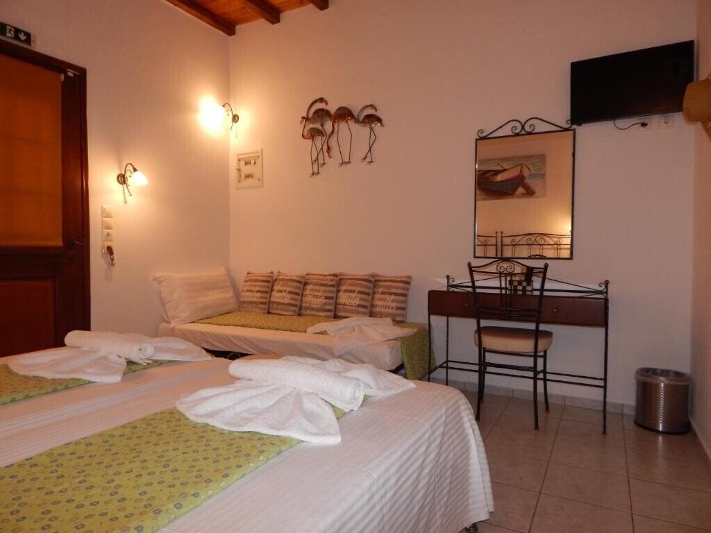 Картинка Tinos Suites & Apartments 3*