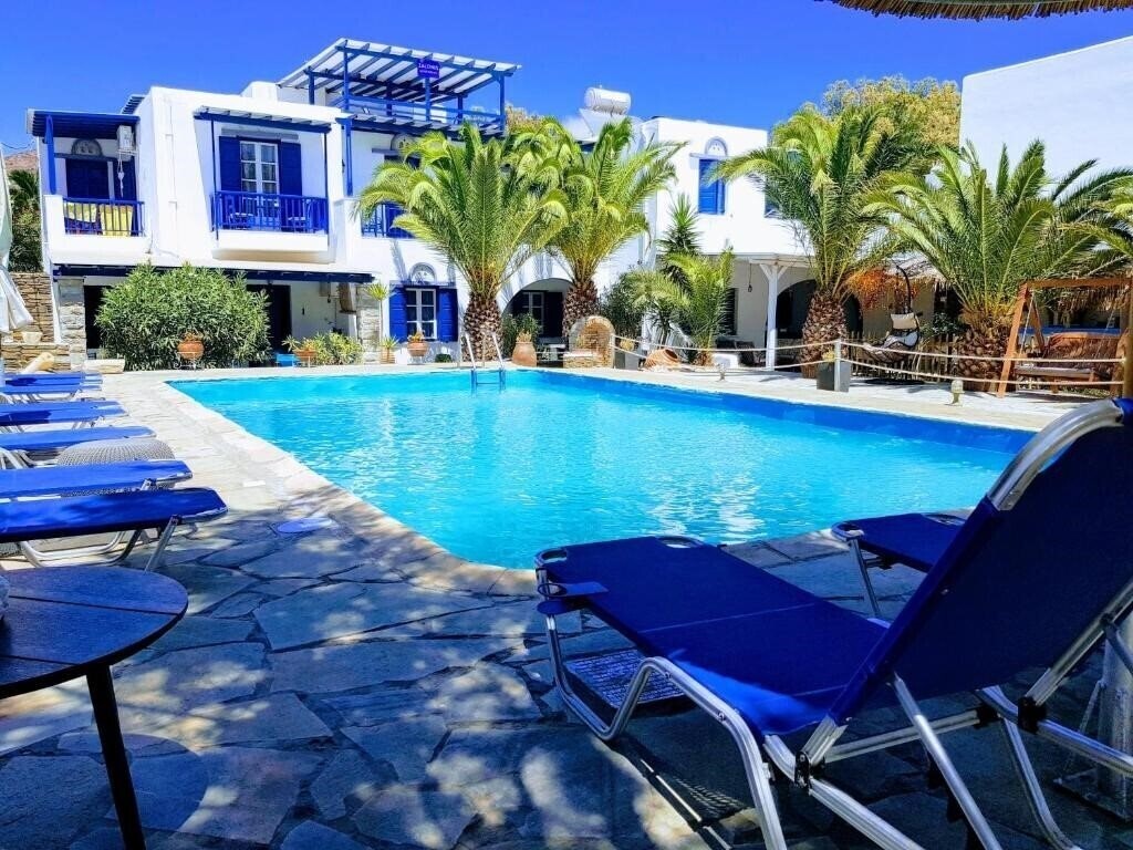 Готель Zalonis Tinos Apartments 3*