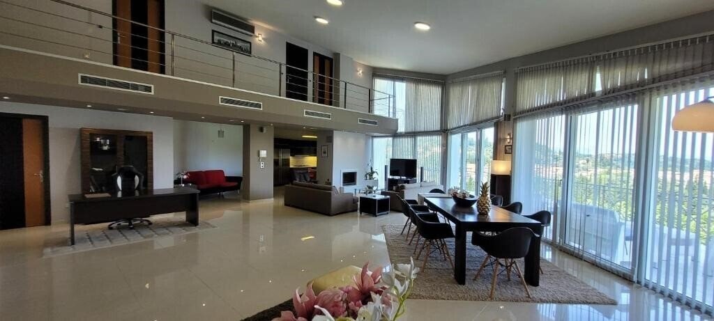 Зображення Mythos Apts Rentit 3*