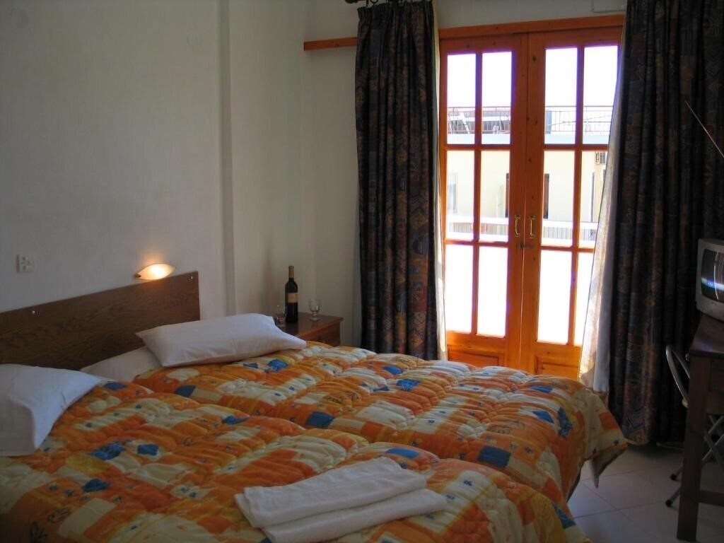 Фото Georges Apartments 3*