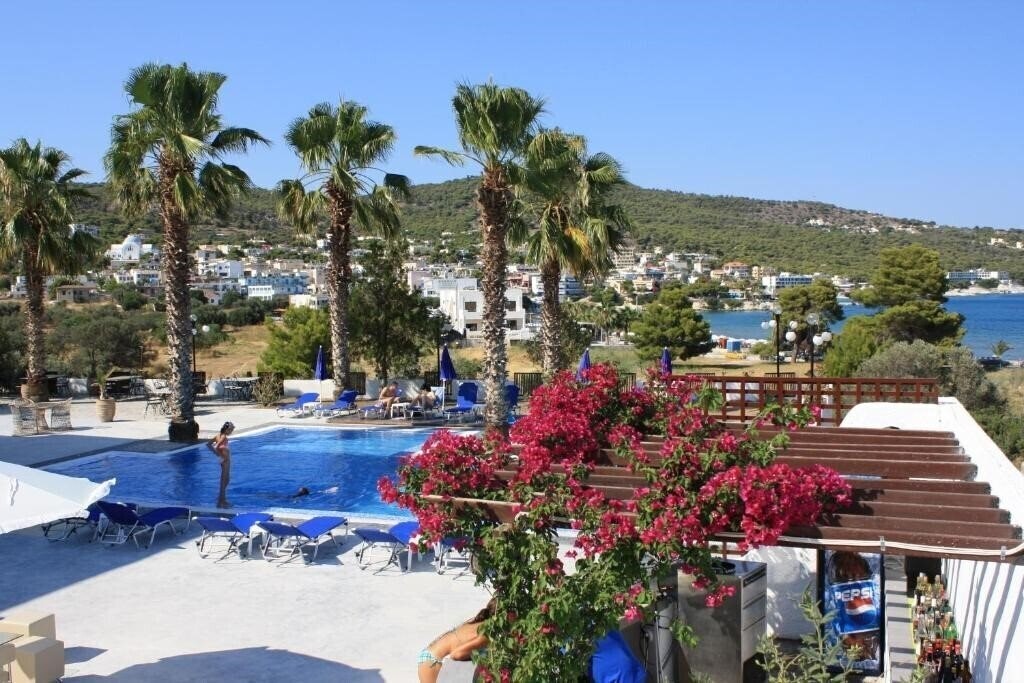 Отель Hotel Blue Fountain 3*