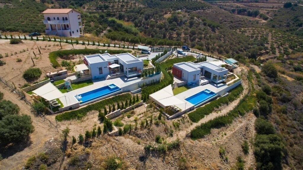 Фото Sea View Villas 4*