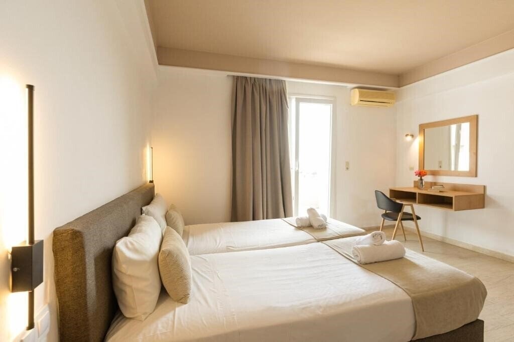 Фото Pelagia Bay Hotel 3*
