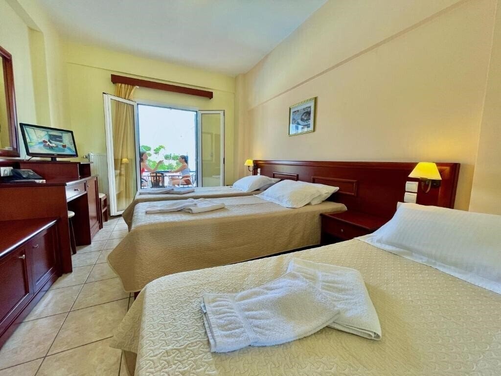 Фото Venardos Hotel 3*