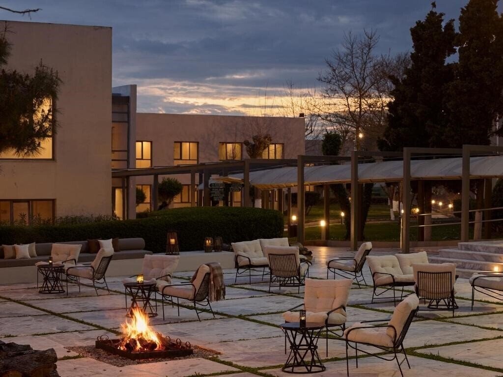 Готель Grecotel Grand Hotel Egnatia 4*