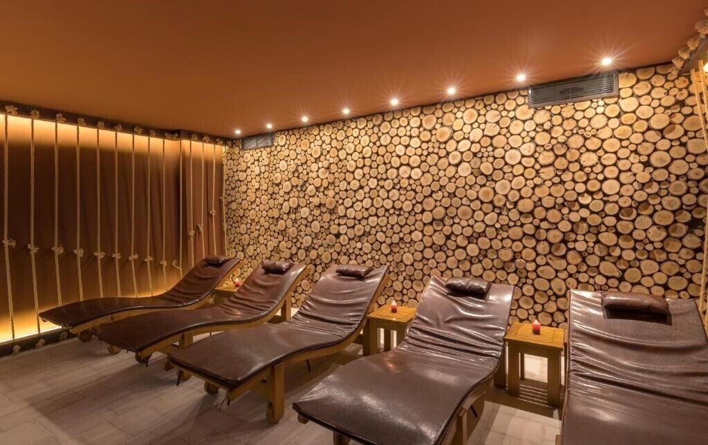 Зображення King Maron Wellness Beach Hotel 4*
