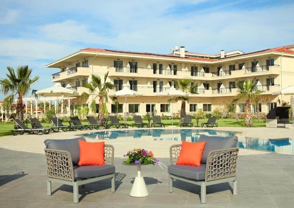 Картинка King Maron Wellness Beach Hotel 4*