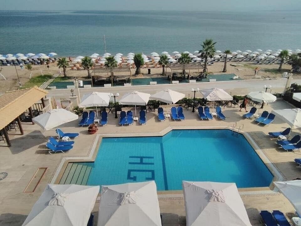 Готель Eona Beach Resort by Greek Pride 5*