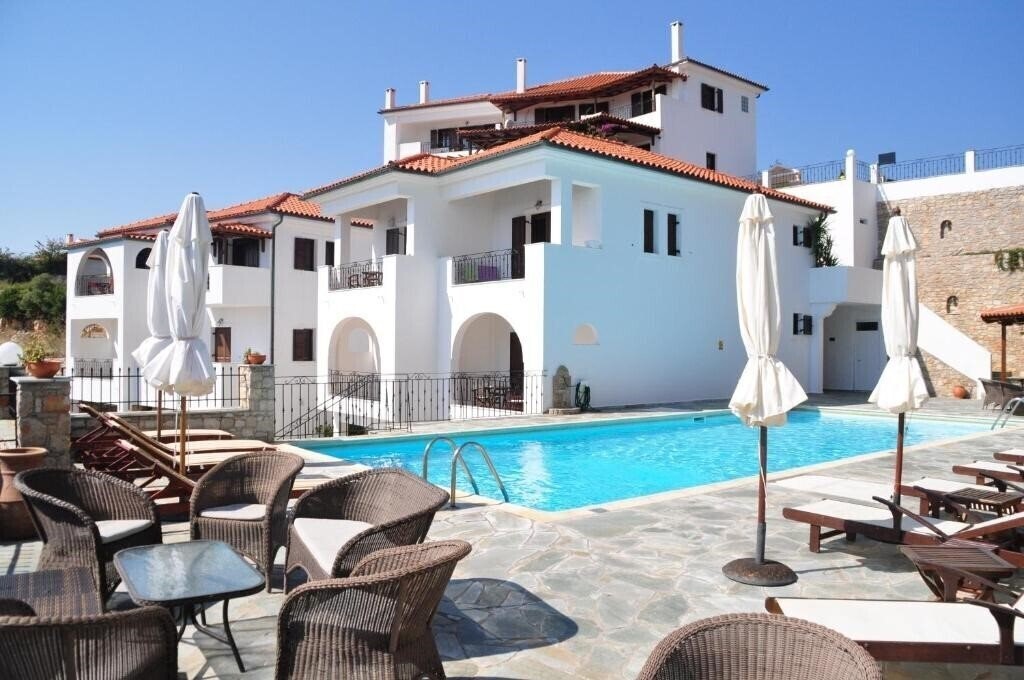 Фото Yalis Hotel 4*