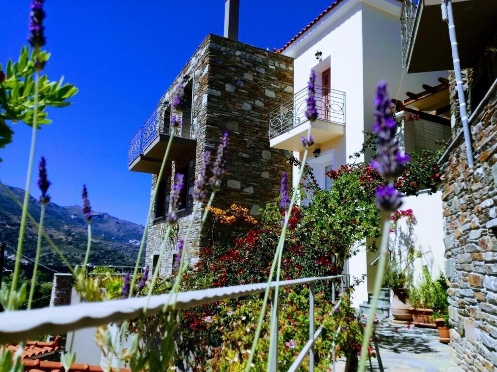 Отель Rastoni Apartments 3*