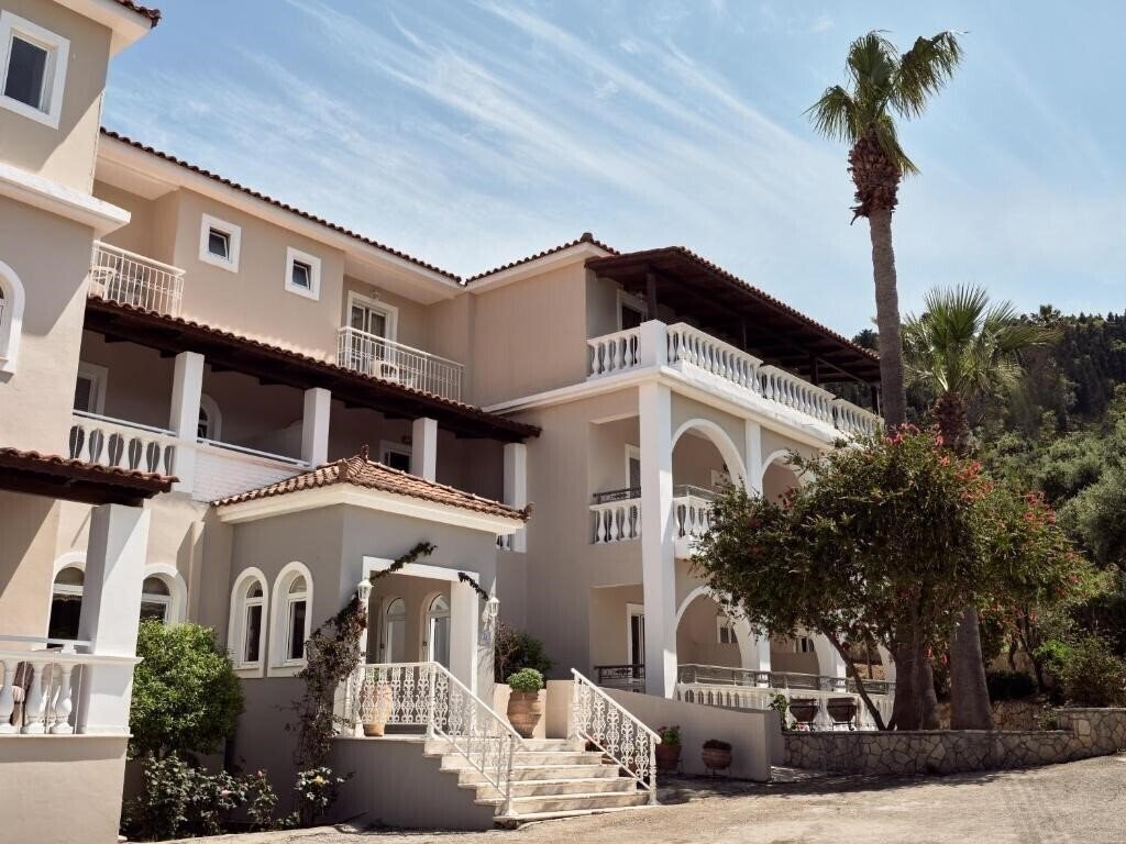 Изображение Windmill Hotel 2*