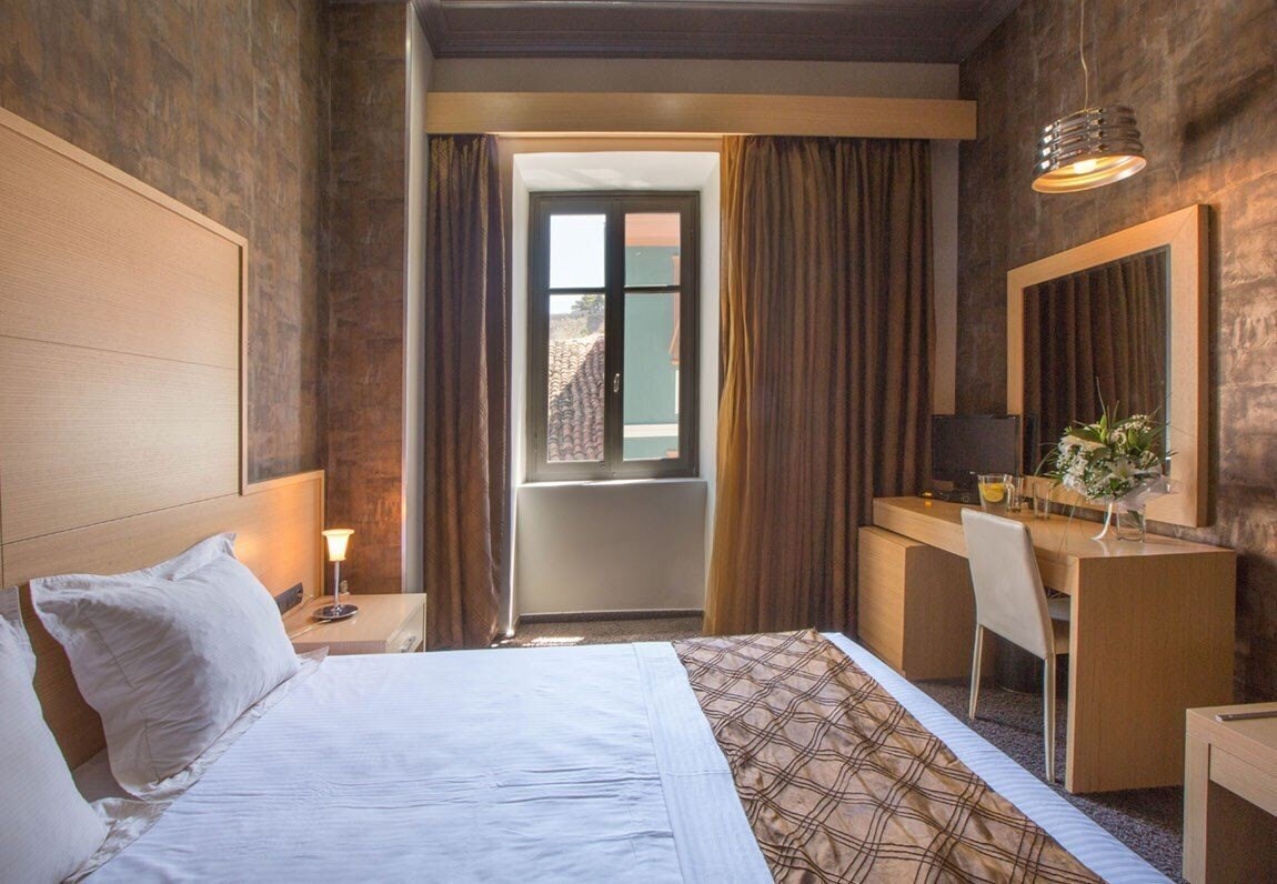 Фотографія Aion Luxury Hotel 4*