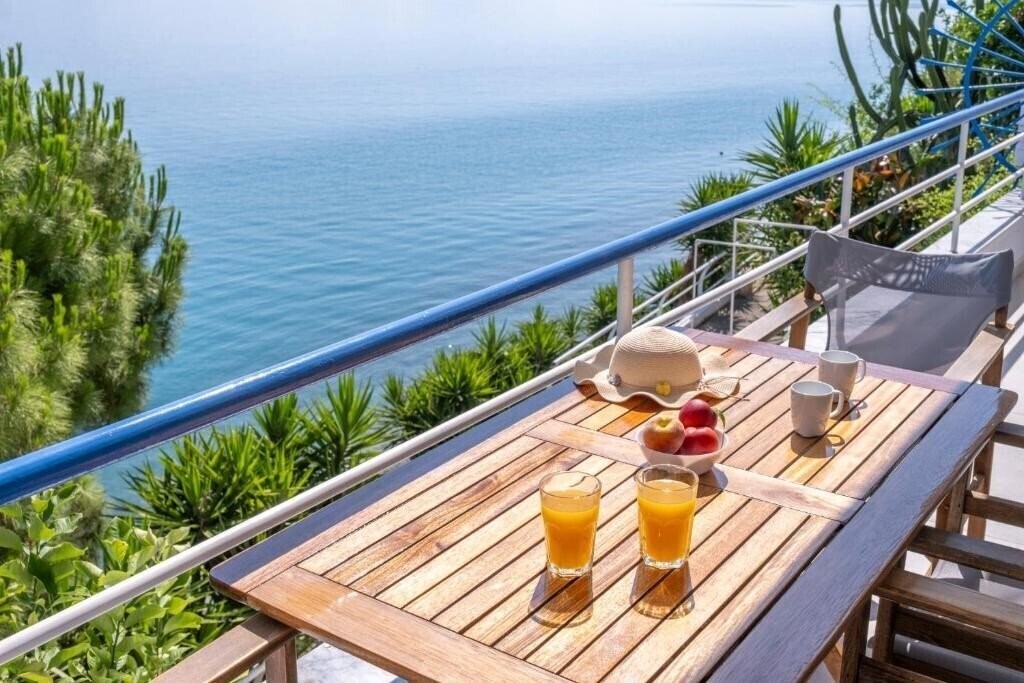 Картинка Meli Apartments & Villas 3*
