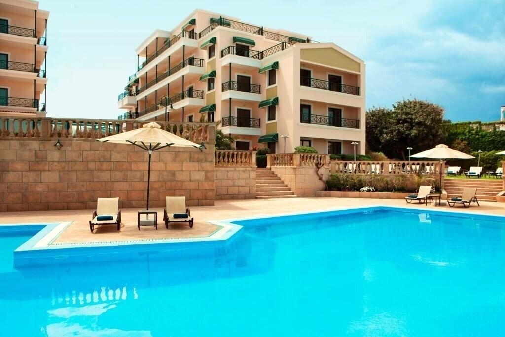 Фото Ramada Attica Riviera 5*