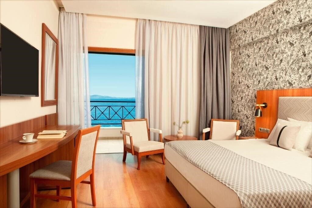 Фотография Ramada Attica Riviera 5*