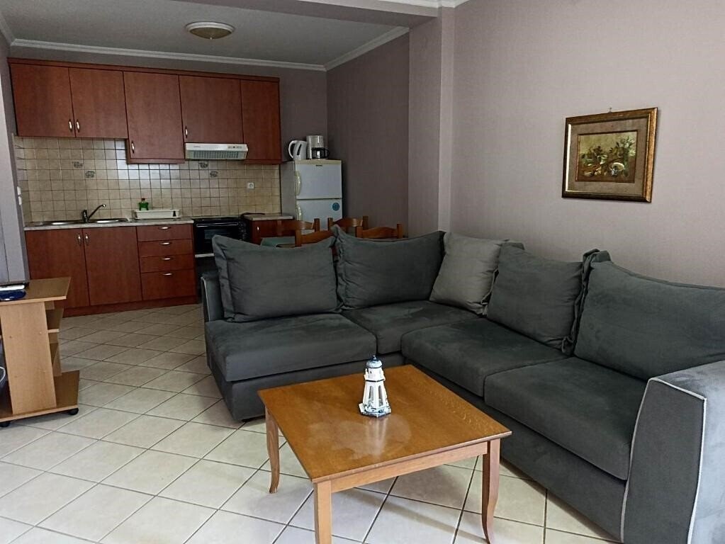 Готель Evangelia Apartments 3*
