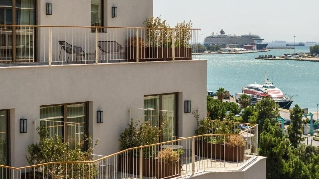 Отель Mitsis Nu Piraeus Port 4*