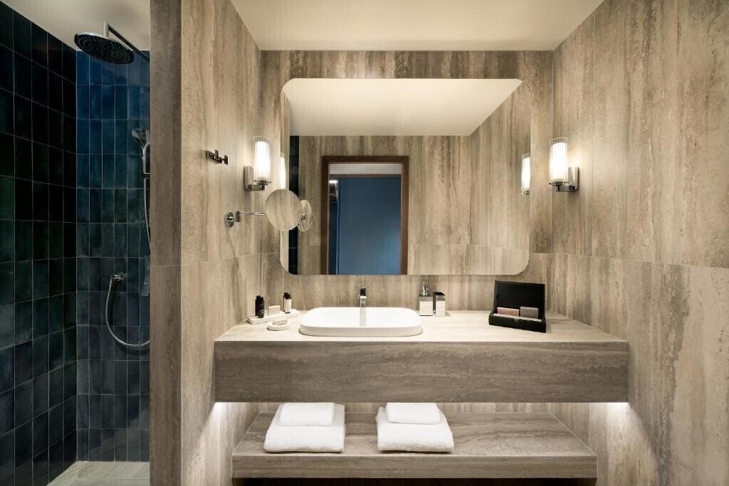 Фотография Mitsis Nu Piraeus Port 4*