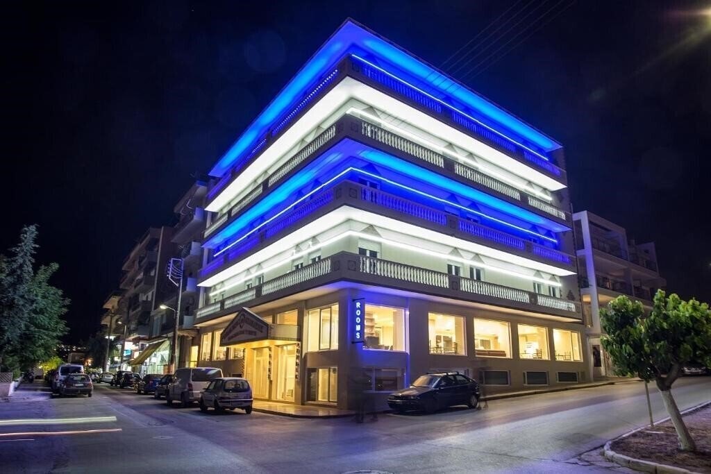 Отель Nikolakakis Rooms Lavrio 3*
