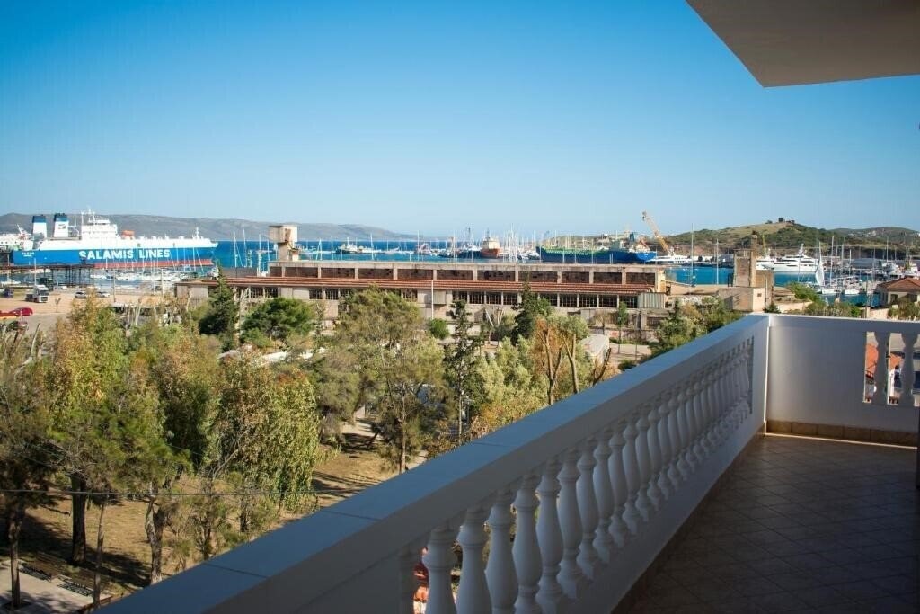 Изображение Nikolakakis Rooms Lavrio 3*