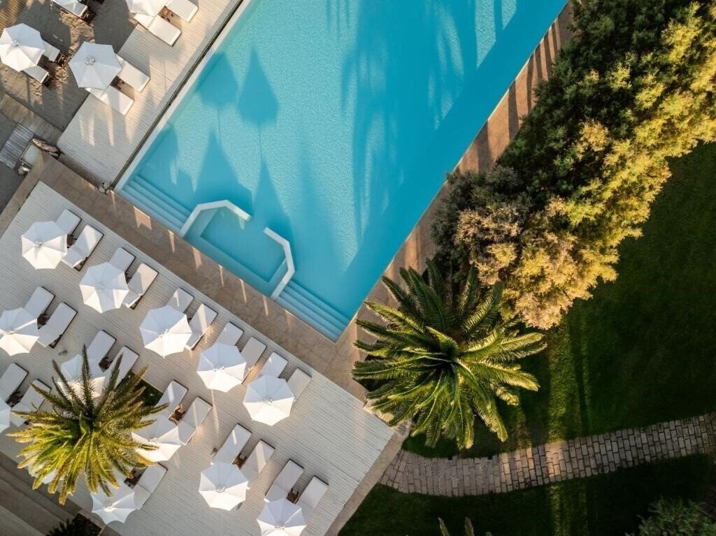 Отель Plaza Resort Hotel 5*